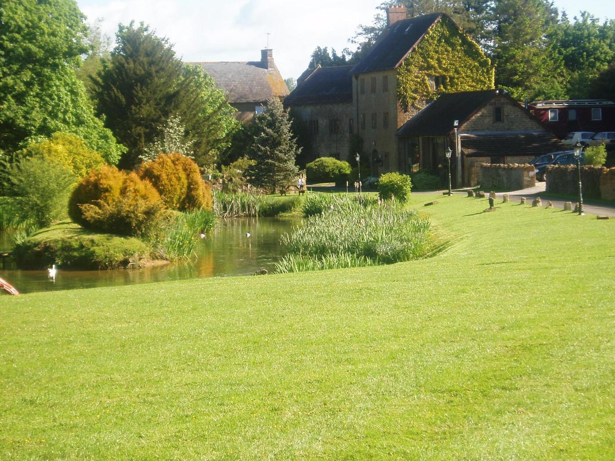 Hotel Haselbury Mill Crewkerne Exterior foto